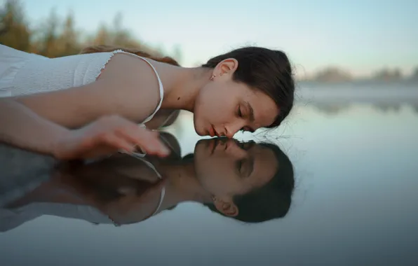 Картинка вода, девушка, отражение, Асхат Бардынов, Ксения Чапкаева