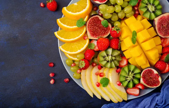 Картинка ягоды, апельсин, colorful, киви, клубника, виноград, summer, фрукты, манго, fresh, wood, sweet, strawberry, fruits, berries, …