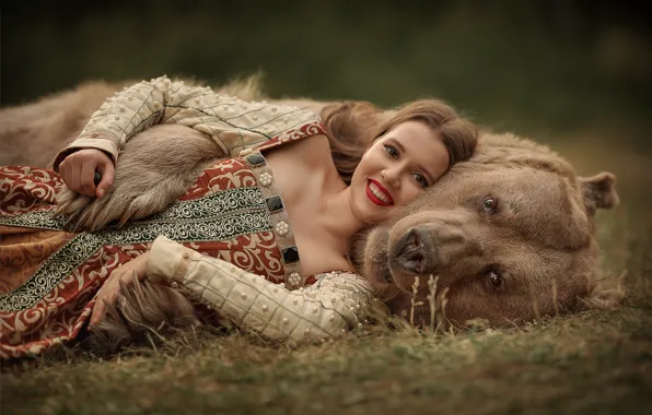 Картинка взгляд, морда, девушка, улыбка, медведь, обнимашки, Юлия Кубар