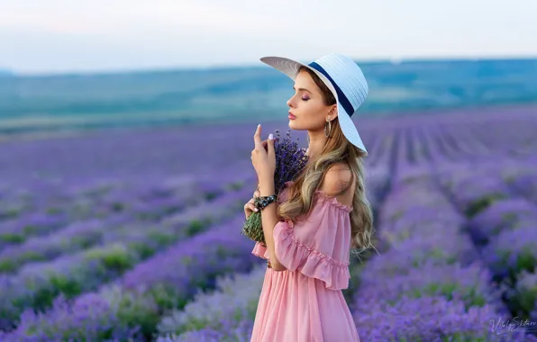 Картинка поле, лето, девушка, цветы, природа, поза, шляпа, платье, красивая, лаванда, Виталий Скитаев, Vitaly Skitaev