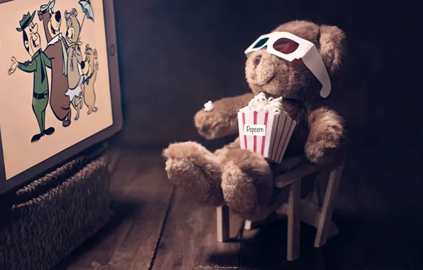Картинка мультфильм, очки, медвежонок, экран, попкорн, плюшевый мишка