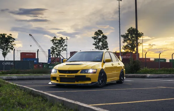 Картинка Yellow, Parking, Lancer Evolution IX
