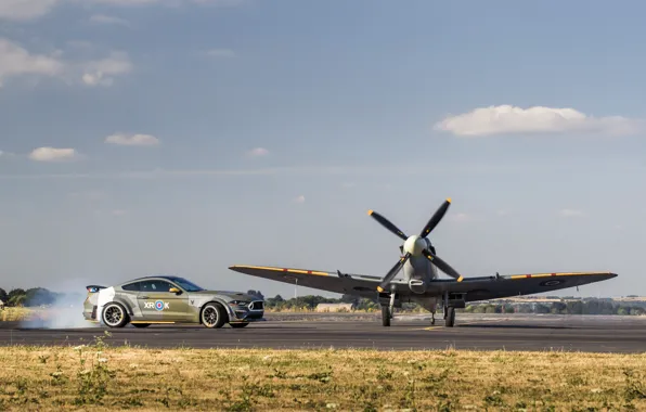 Картинка Ford, Винт, 2018, Supermarine Spitfire, RAF, ВПП, Королевские ВВС, Mustang GT, Шасси, Eagle Squadron