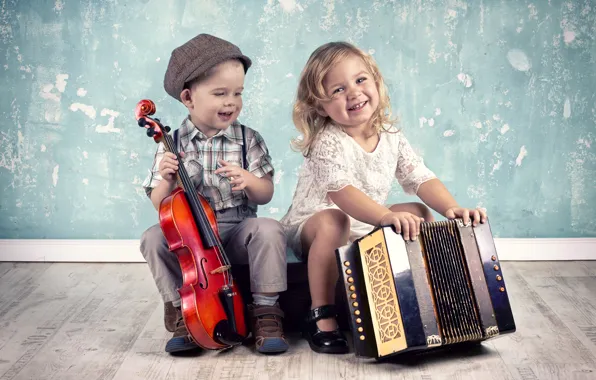 Картинка скрипка, игра, мальчик, девочка, girls, улыбки, smile, boys, музыкальные инструменты, little, musical, Instruments