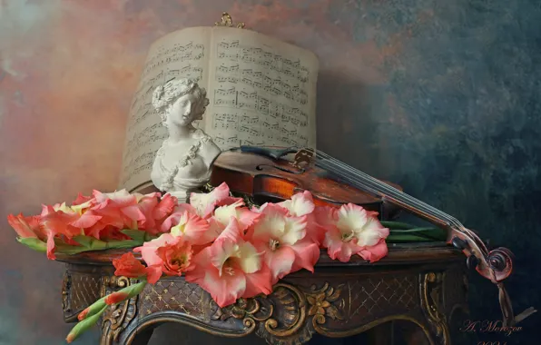Картинка цветы, стиль, ноты, фон, скрипка, статуэтка, натюрморт, гладиолусы, Андрей Морозов