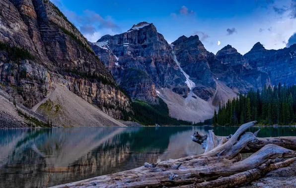 Картинка лес, небо, деревья, горы, озеро, камни, скалы, луна, берег, вечер, Канада, Banff National Park, Alberta, …