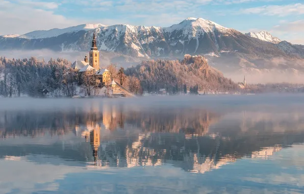 Картинка зима, горы, озеро, отражение, церковь, Словения, Lake Bled, Slovenia, Бледское озеро, Блед, Assumption of Mary …