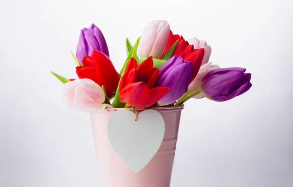 Картинка любовь, цветы, сердце, букет, colorful, тюльпаны, red, love, white, heart, wood, flowers, romantic, tulips, spring, …