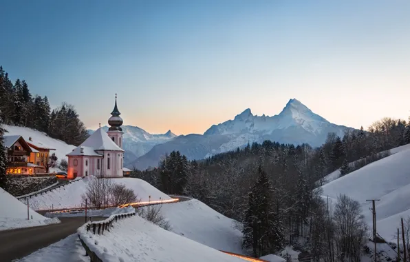 Картинка зима, дорога, снег, горы, Германия, Бавария, церковь, леса, Frank Fischbach