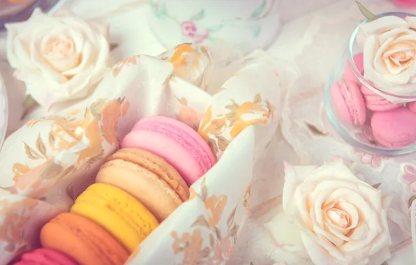 Картинка цветы, розы, десерт, pink, flowers, пирожные, сладкое, sweet, dessert, roses, macaroon, french, macaron, макаруны