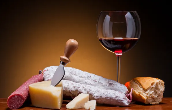 Картинка стол, фон, вино, бокал, сыр, хлеб, нож, колбаса
