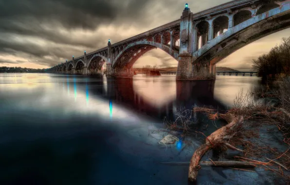 Картинка тучи, мост, река