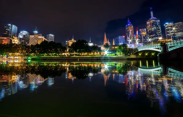Картинка вода, деревья, ночь, мост, огни, отражение, река, здания, дома, Австралия, фонари, Мельбурн