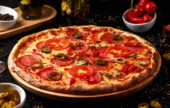 Картинка сыр, пицца, помидоры, соус, томаты, выпечка, pizza, тесто, халапеньо