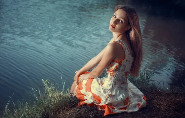 Картинка взгляд, девушка, природа, поза, река, фото, платье, Вадим Аксенов