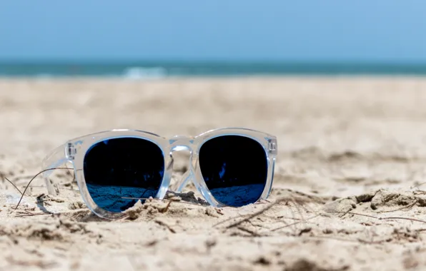 Картинка песок, море, пляж, лето, отдых, очки, summer, beach, sea, sand, vacation, sunglasses