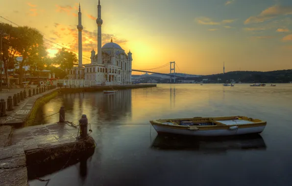 Картинка город, берег, лодка, мечеть, Стамбул, Турция