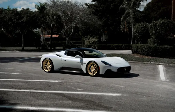 Картинка Maserati, White, Parking, MC20