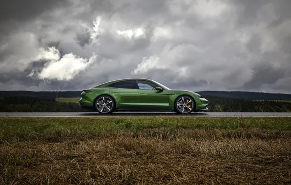 Картинка поле, трава, облака, Porsche, в профиль, Turbo S, 2020, Taycan
