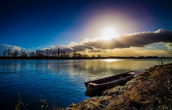 Картинка солнце, облака, река, лодка