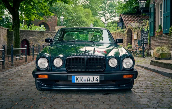 Картинка Jaguar, Green, Front, Jaguar XJ, 1982, Arden