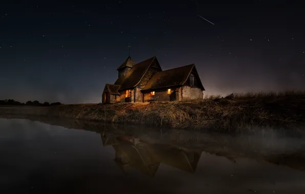 Картинка звезды, ночь, огни, туман, дом, отражение, берег, водоем