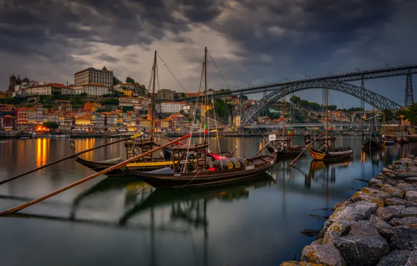 Картинка мост, река, дома, лодки, Португалия, Portugal, Vila Nova de Gaia, Porto, Порту, река Дуэро, Вила-Нова-ди-Гая, …