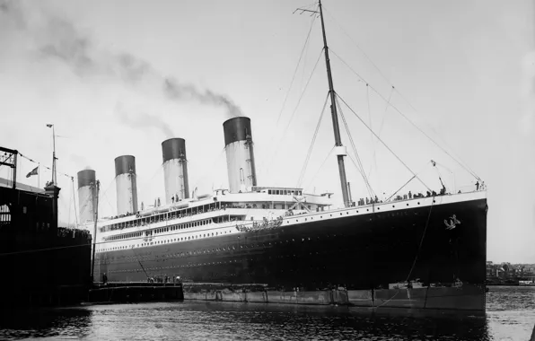 Картинка Лайнер, Старое фото, Судно, Olympic, Пассажирский лайнер, Олимпик, Черно - белое, White Star Line, Sistership, …