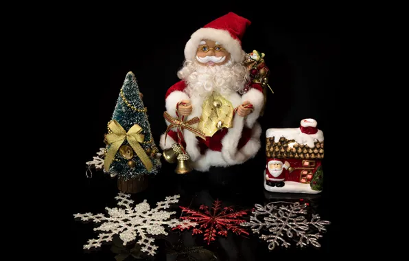 Картинка праздник, игрушка, кукла, Рождество, Новый год, черный фон, Санта Клаус, Дед Мороз, новогодние украшения, новогодние …