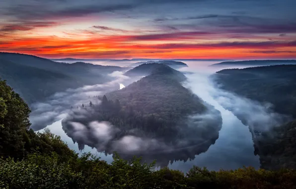 Картинка river, autumn, fog, sunrise, germany, atmosphere, mystical, saarschleife
