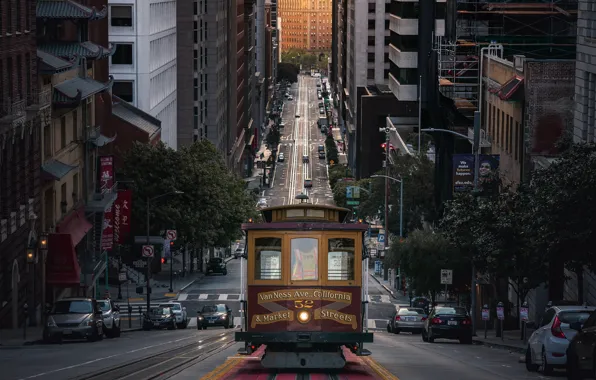 Картинка свет, машины, улица, дома, Калифорния, Сан-Франциско, трамвай, США