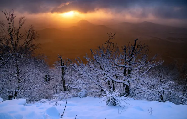 Картинка снег, закат, горы