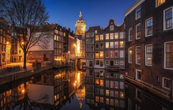 Картинка отражение, здания, дома, Амстердам, канал, Нидерланды, ночной город, набережная, Amsterdam, Netherlands, Де Валлен, De Wallen