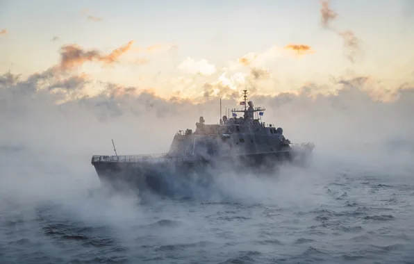 Картинка Закат, Море, Туман, US NAVY, Тип «Фридом», Литоральный боевой корабль, LCS-19, USS St. Louis