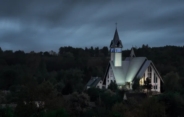 Картинка пейзаж, ночь, природа, подсветка, Польша, церковь, леса