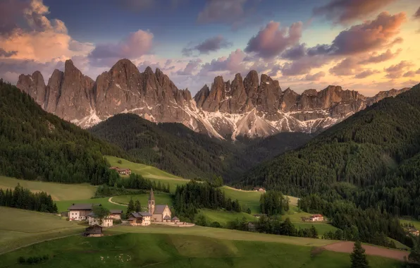 Картинка горы, Альпы, Италия, церковь, Южный Тироль, Доломиты, Parco Naturale Puez-Odle, парк Пуэц-Гейслер