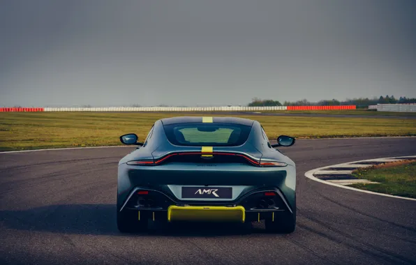 Картинка Aston Martin, купе, Vantage, корма, МКПП, AMR, 2019, 510 л.с., 4 л., V8 twin-turbo