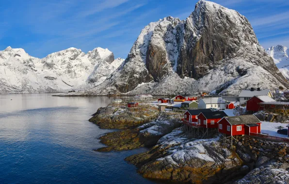 Картинка море, снег, пейзаж, горы, природа, дома, Норвегия, Лофотенские острова, Лофотены