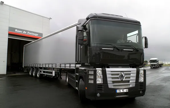 Картинка чёрный, склад, грузовик, Renault, Magnum, седельный тягач, 4x2, полуприцеп, Renault Trucks
