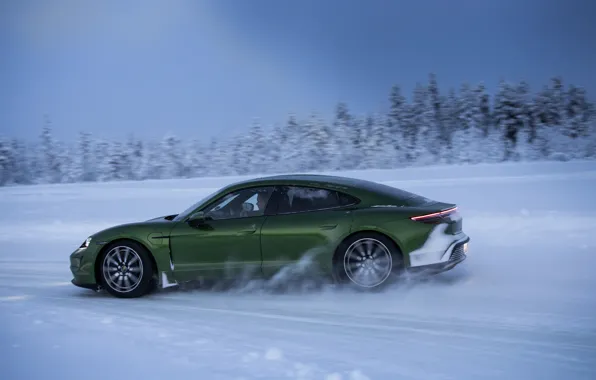 Картинка зима, дорога, снег, Porsche, зелёный, 2020, Taycan, Taycan 4S