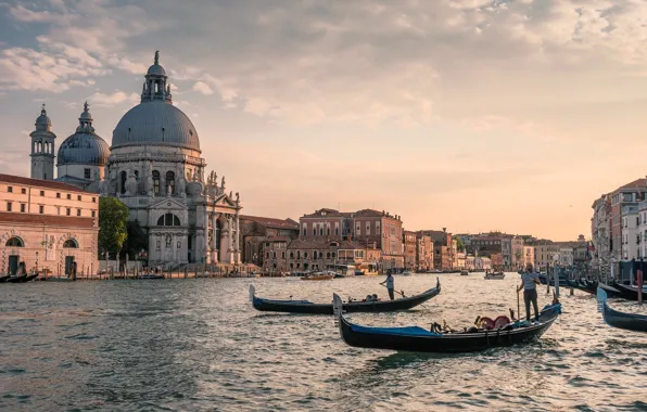 Картинка Италия, Венеция, собор, канал, гондолы, Santa Maria della Salute