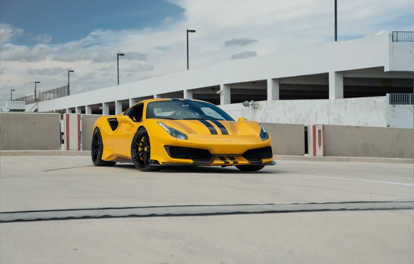 Фото обои Ferrari, Black, Yellow, 488 Pista