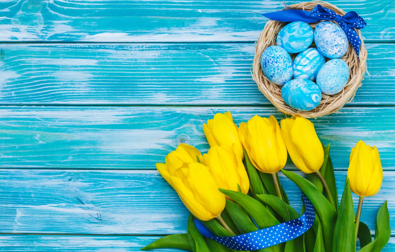 Фото обои цветы, яйца, букет, желтые, colorful, Пасха, тюльпаны, happy, yellow, wood, flowers, tulips, Easter, eggs, decoration