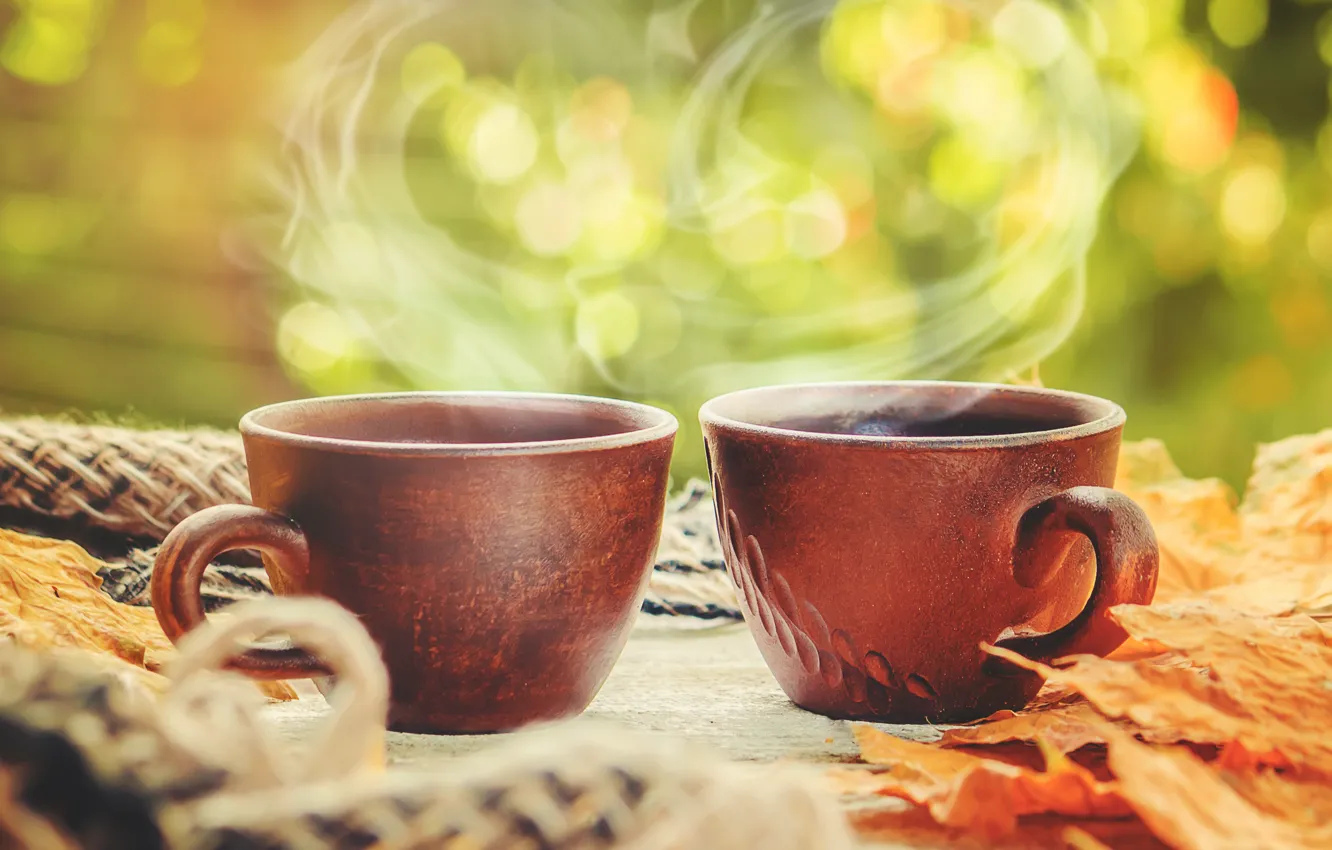https://img5.goodfon.ru/wallpaper/nbig/3/3b/osen-listia-pled-wood-autumn-leaves-coffee-cup-chashka-kof-5.jpg
