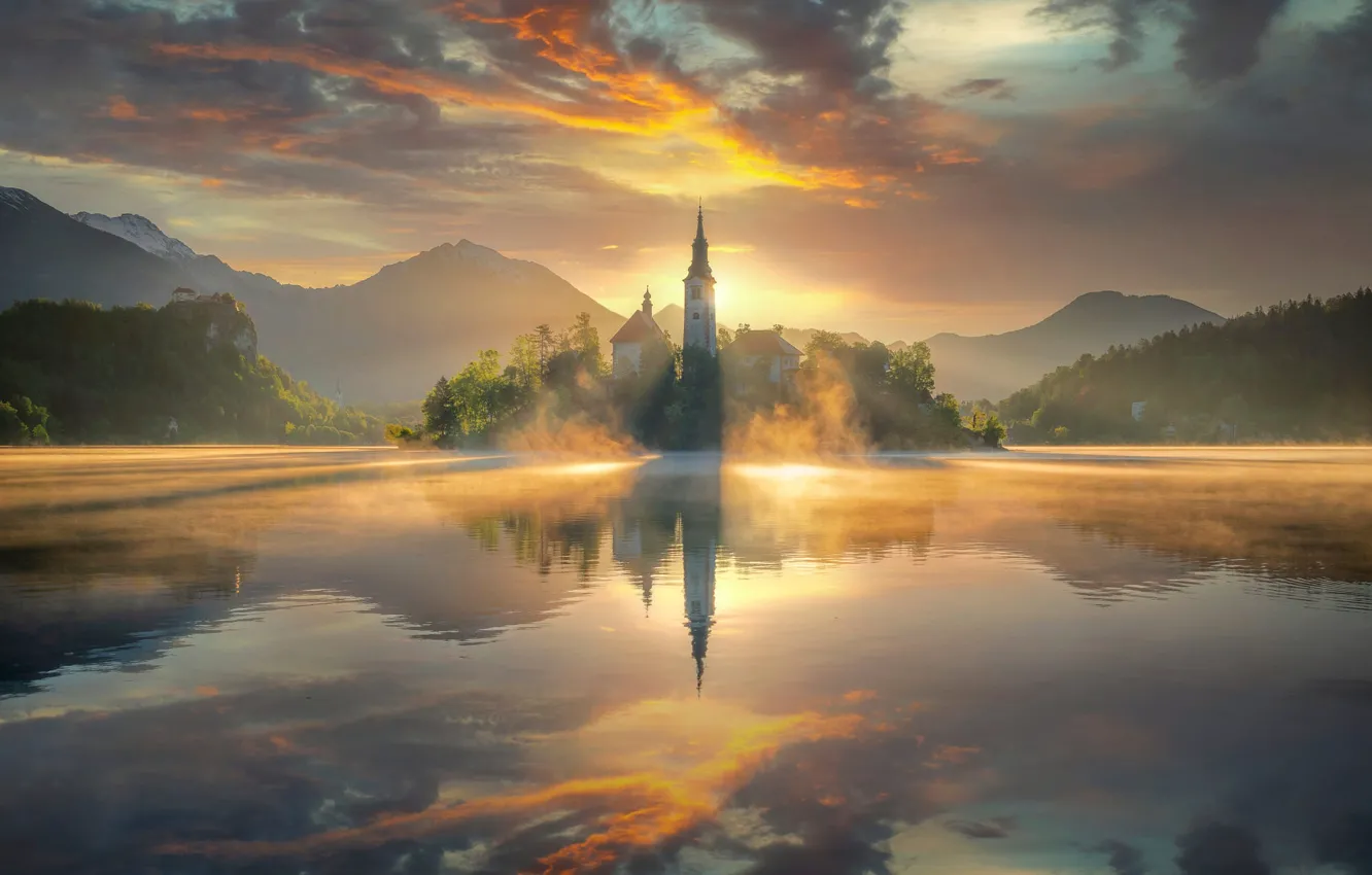 Фото обои озеро, отражение, остров, церковь, водоем
