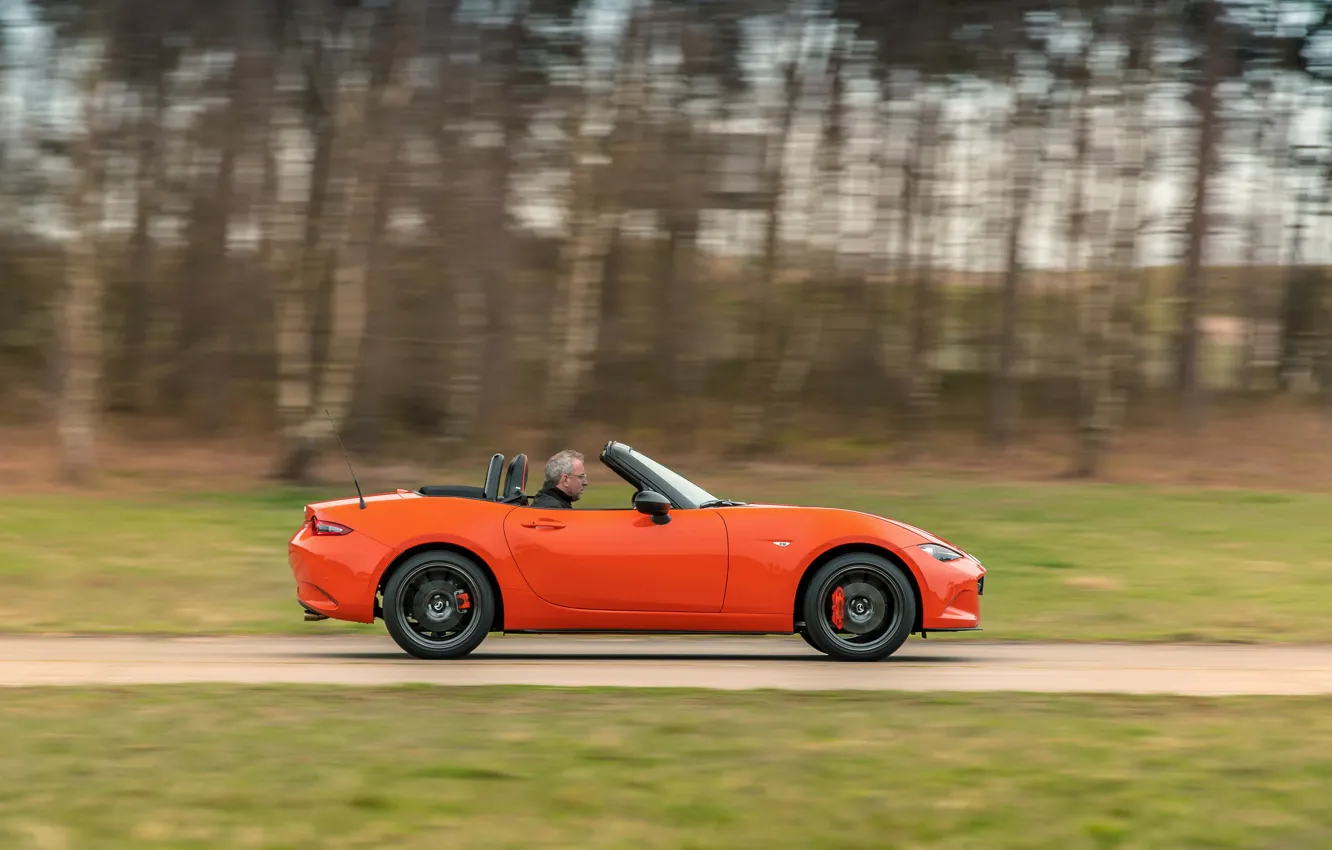 Фото обои оранжевый, профиль, Mazda, родстер, MX-5, 30th Anniversary Edition, 2019