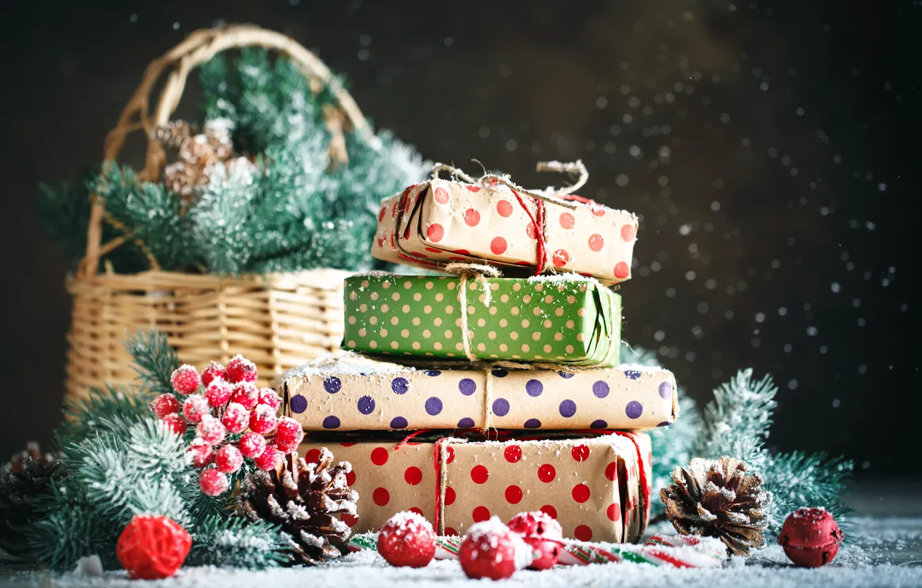 Фото обои снег, украшения, Новый Год, Рождество, подарки, christmas, wood, winter, snow, merry, decoration, gift box, fir …