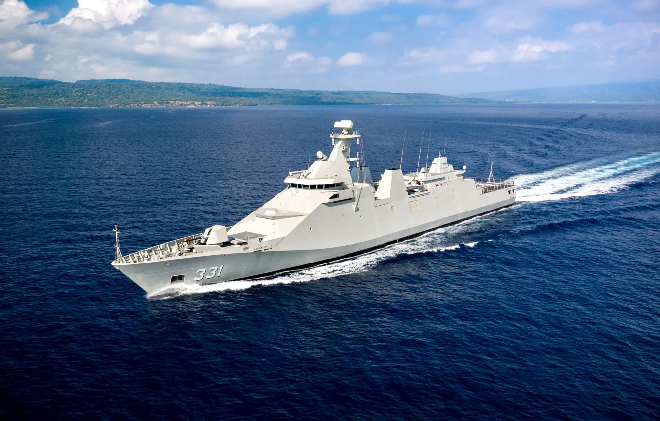 Фото обои Фрегат, ВМС Индонезии, KRI Martadinata (331). 