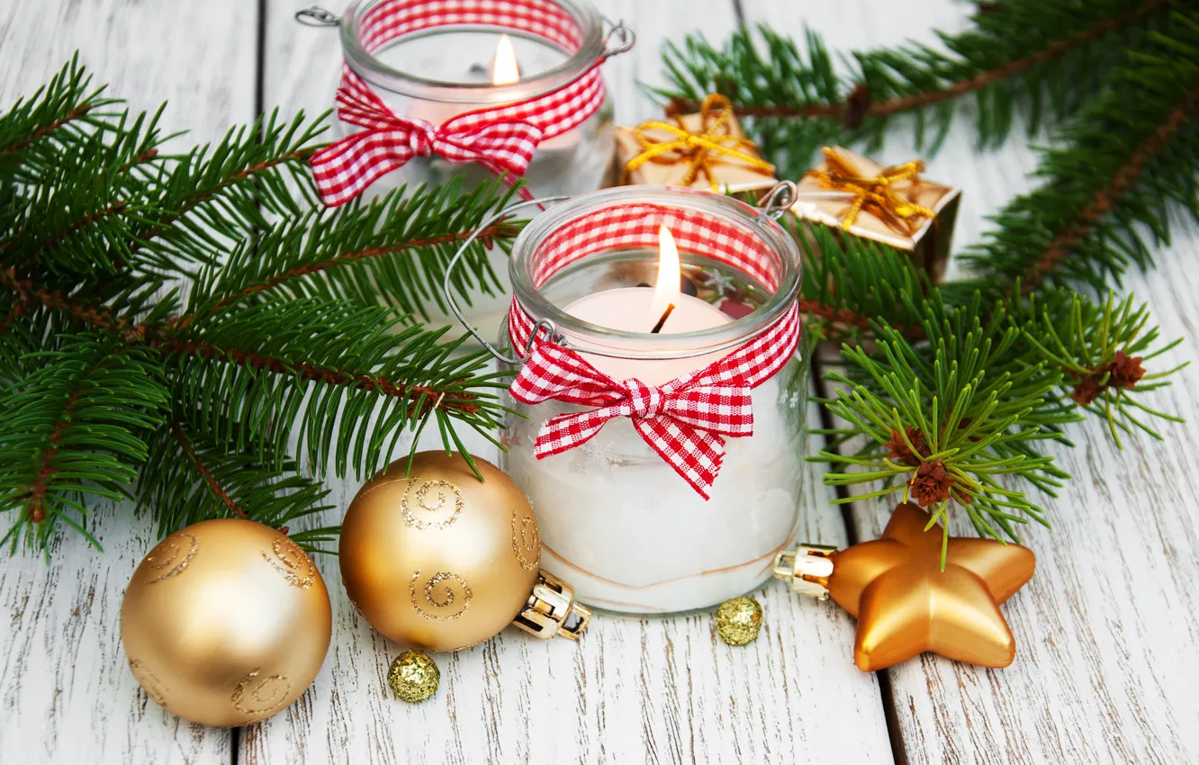 Фото обои украшения, шары, свечи, Новый Год, Рождество, christmas, balls, wood, merry, decoration, candle, fir tree, ветки …