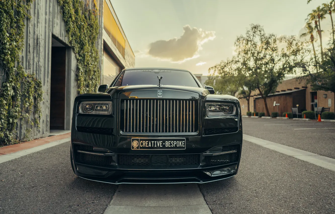 Фото обои Rolls Royce, Front, Black, SUV, Face, Sight, Cullinan